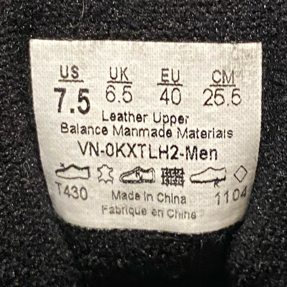 Men’s Black Vans - Picture 5 of 7